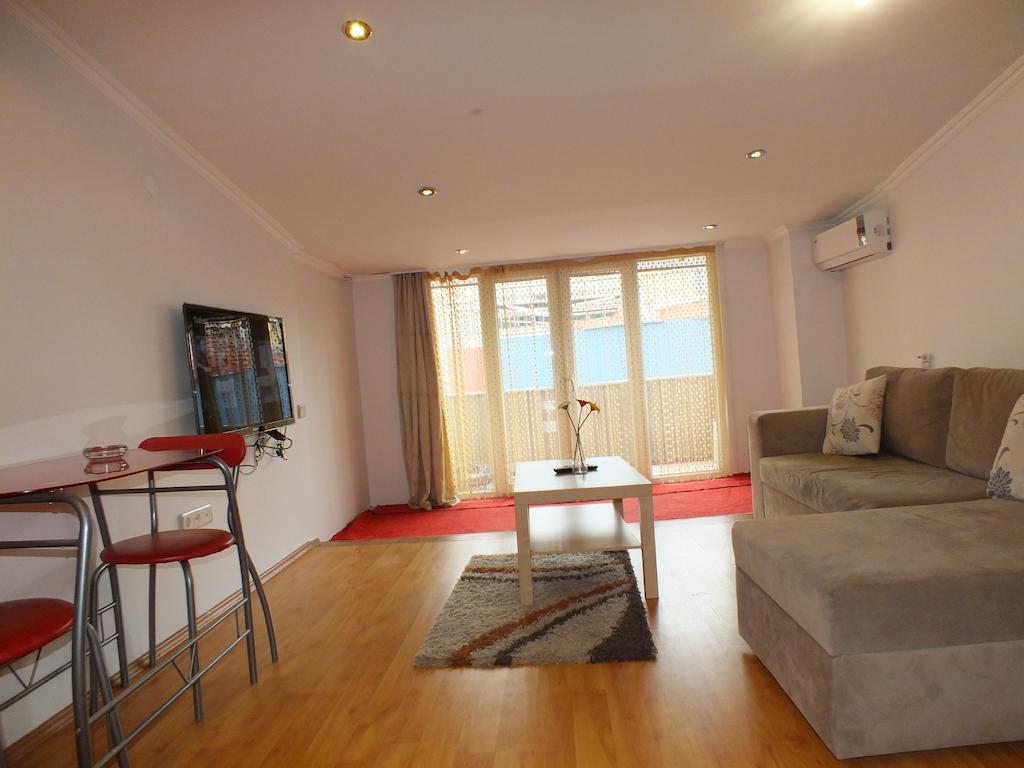Taksim 9 Suites Apartments Стамбул Екстер'єр фото